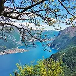 Vakantiehuis Il Giardino Nascosto - Bellagio, Di Barni