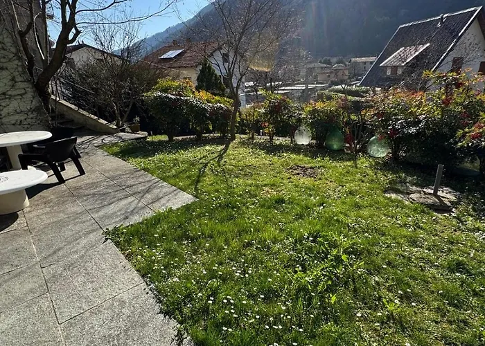 Il Giardino Nascosto - Bellagio, Di *